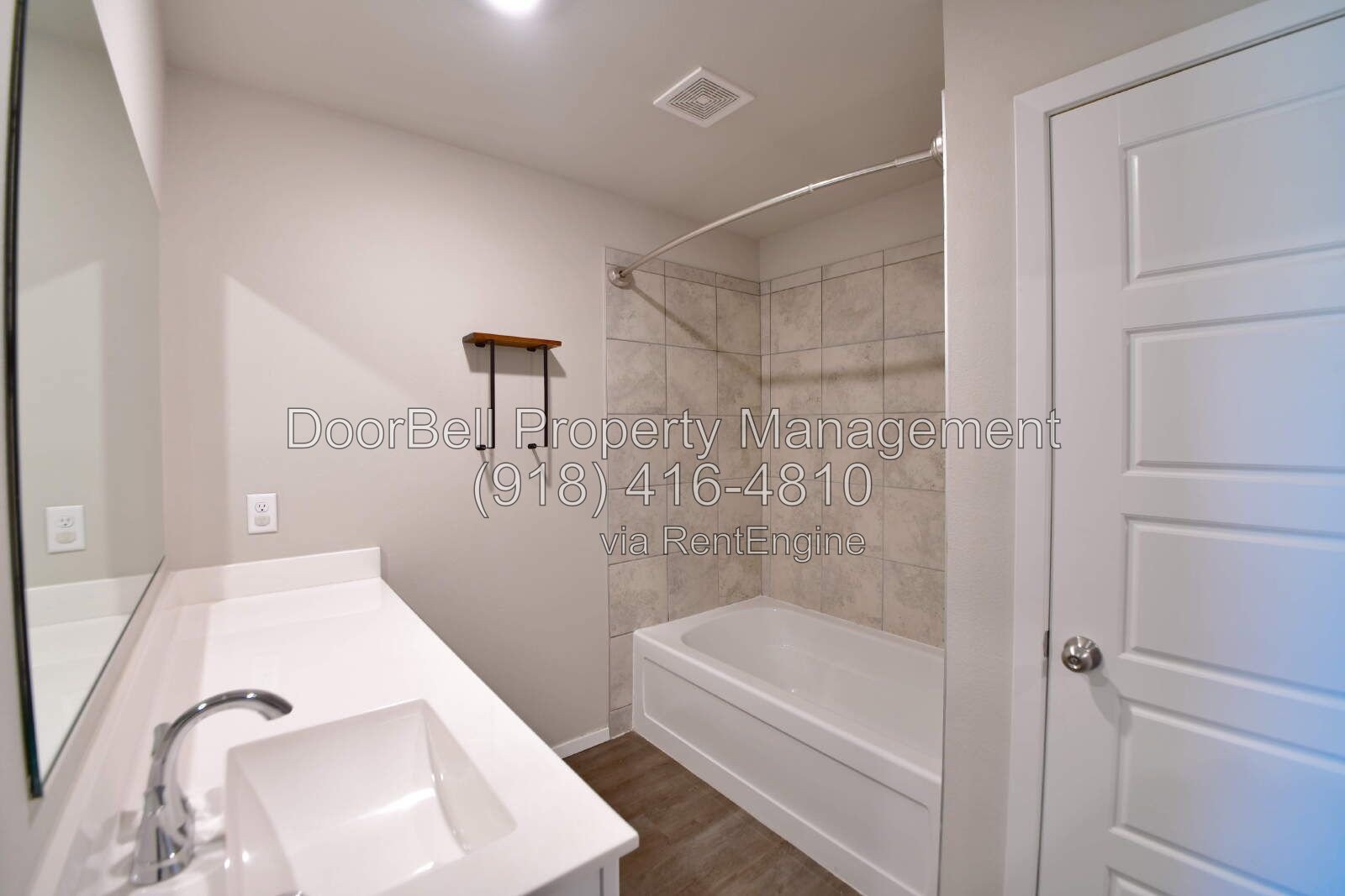 Rare 4-Bedroom Home in Battle Creek Park property image