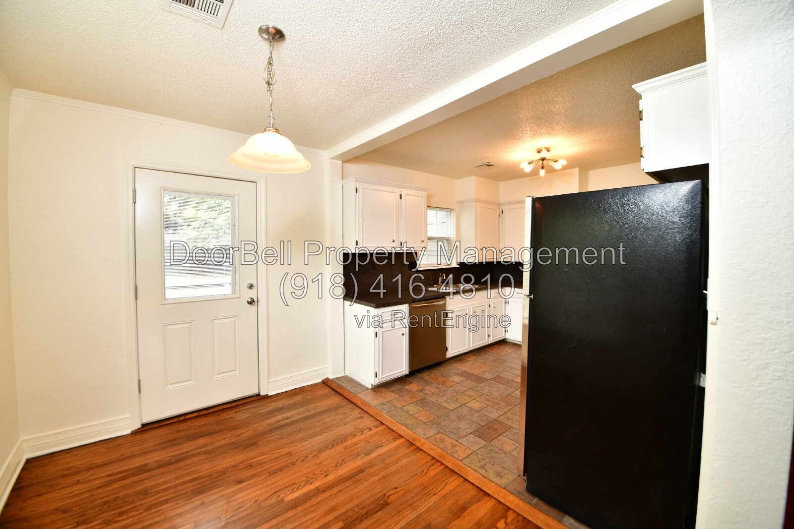 Cozy 2-Bedroom Bungalow in a Great Tulsa Neighborhood property image