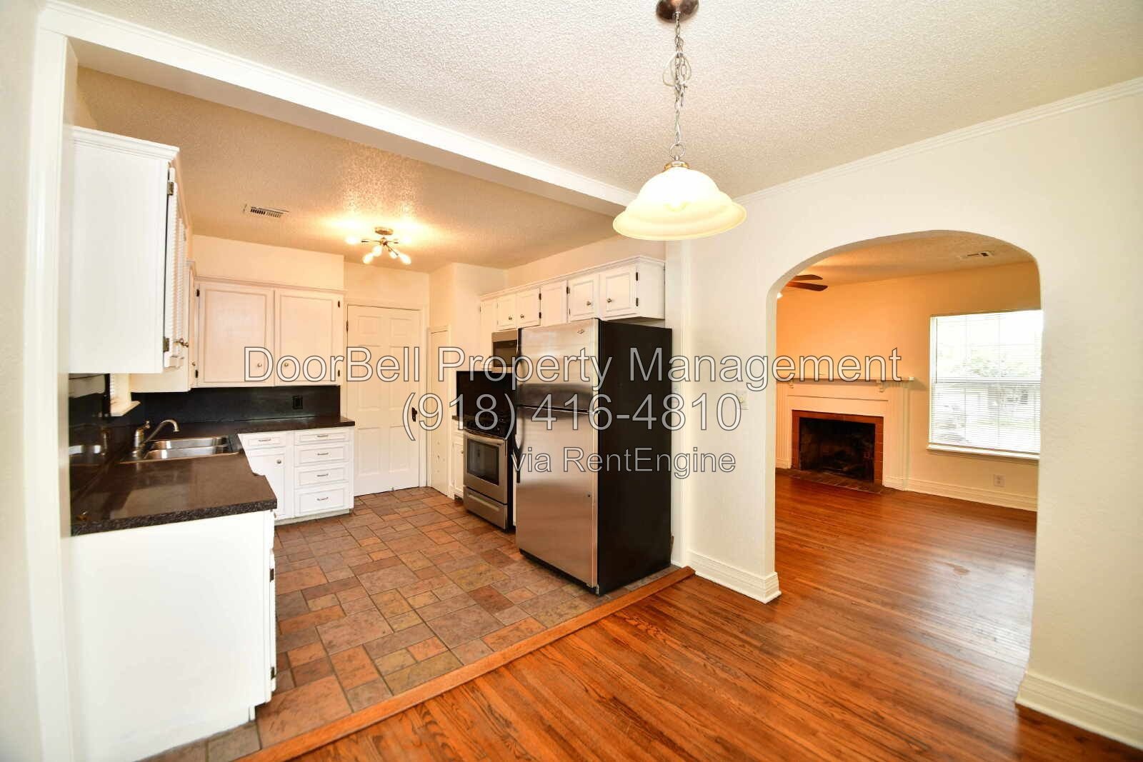 Cozy 2-Bedroom Bungalow in a Great Tulsa Neighborhood property image