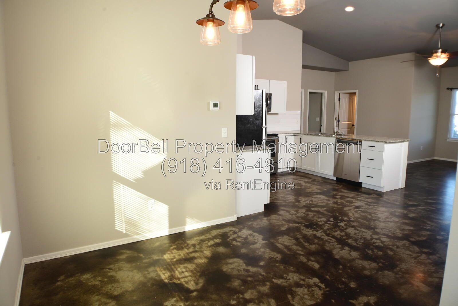 Modern 3-Bedroom Home with Spacious Layout property image