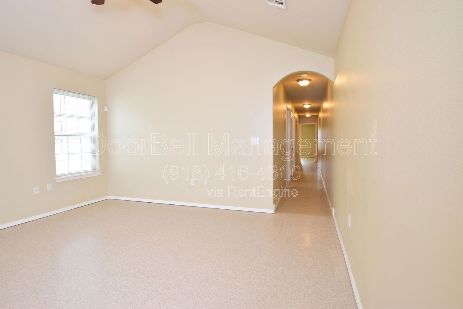 3-Bedroom Duplex Unit Available - ACCEPTING Section 8 / Housing Voucher Pending Details property image