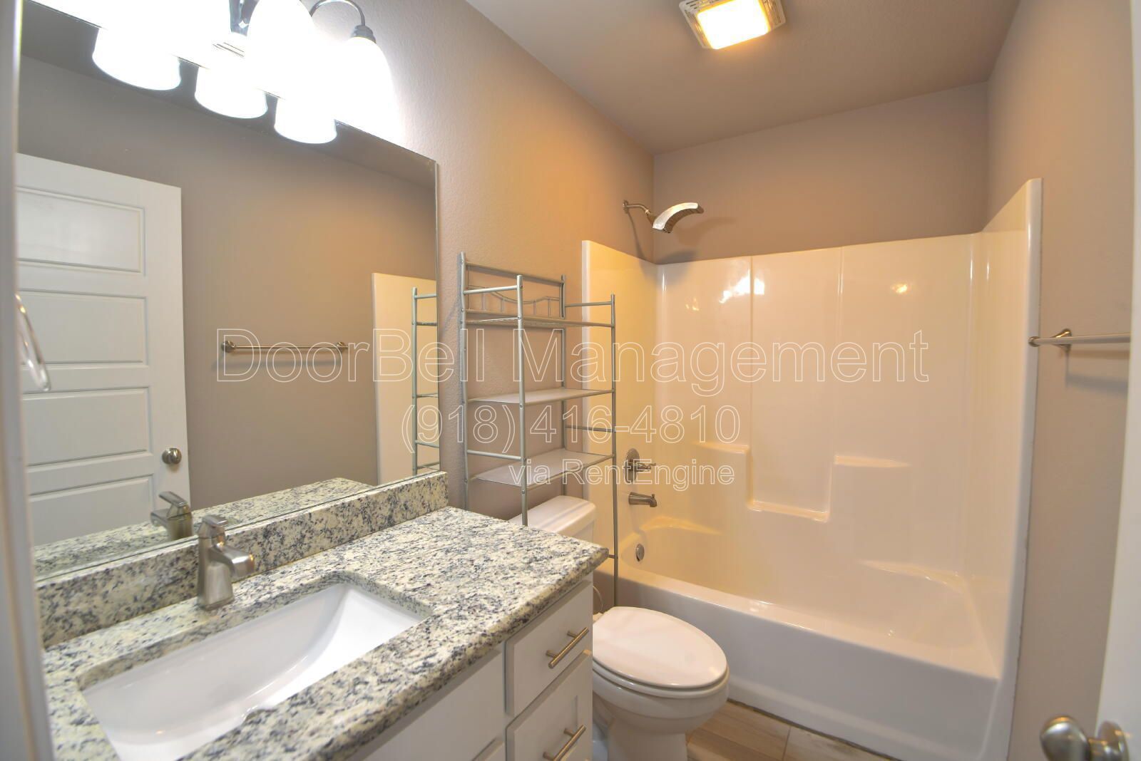 3 Bed Home with Fenced Yard & 2-Car Garage in Skiatook property image