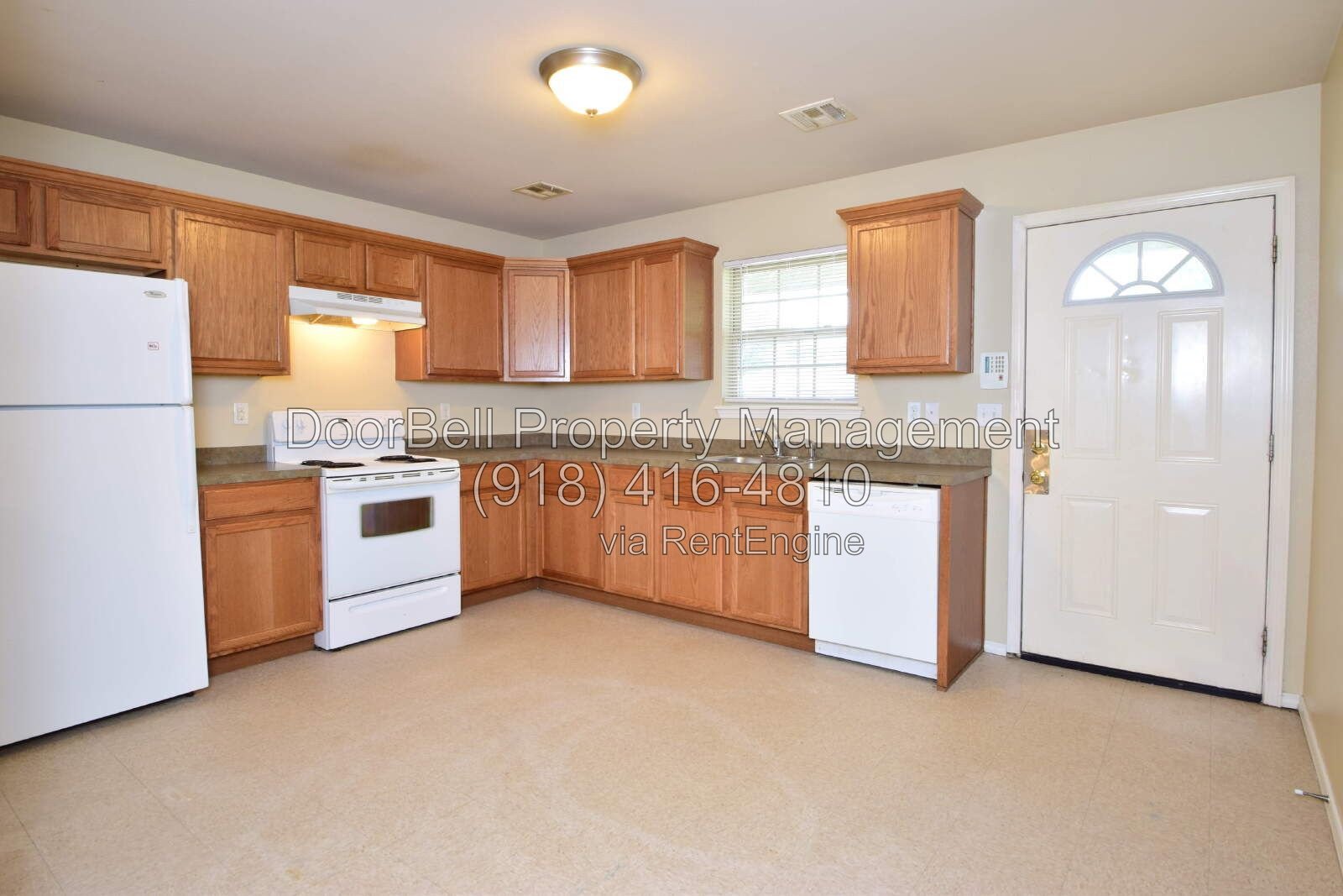 3-Bedroom Duplex Unit Available - ACCEPTING Section 8 / Housing Voucher property image