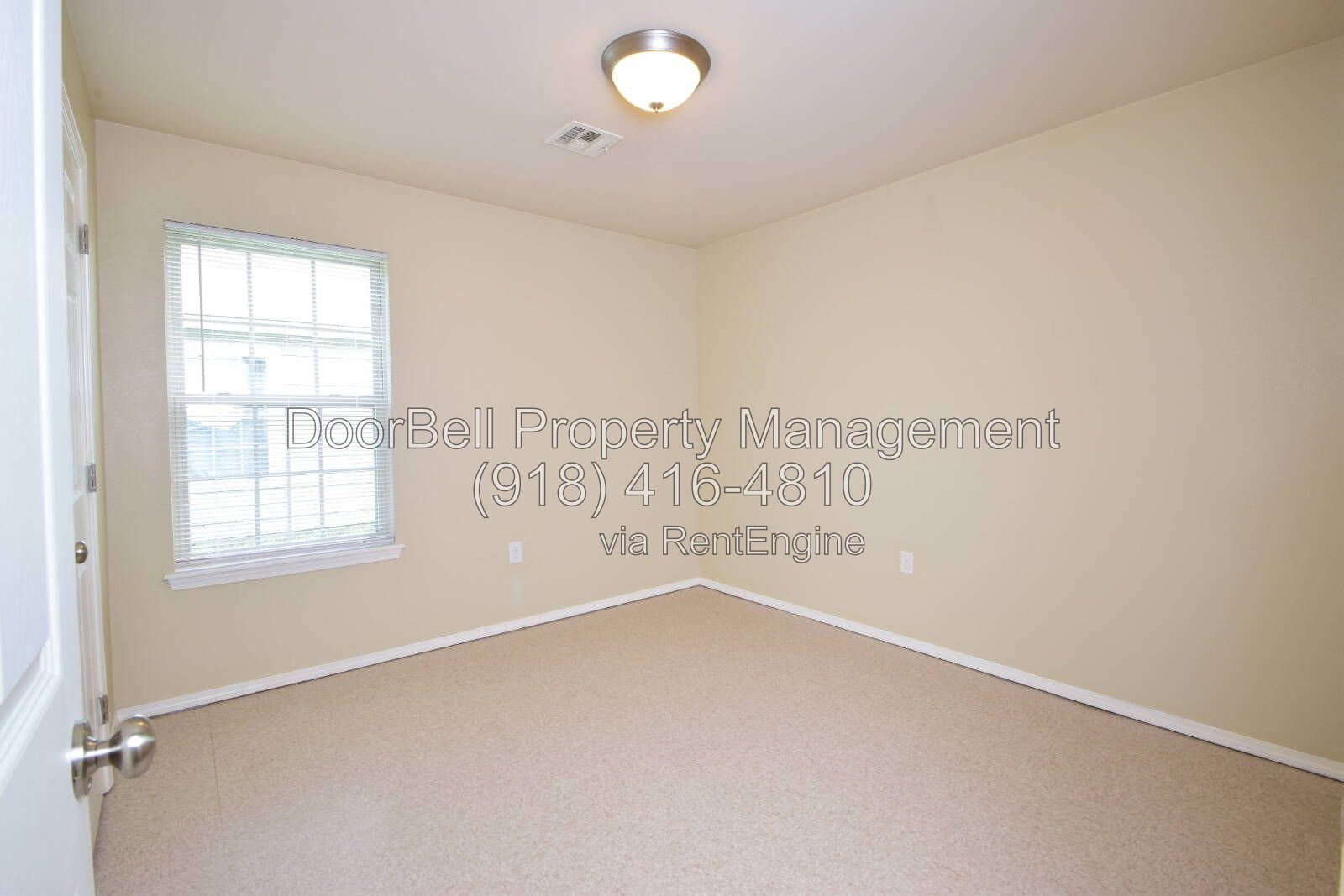 3-Bedroom Duplex Unit Available - ACCEPTING Section 8 / Housing Voucher property image